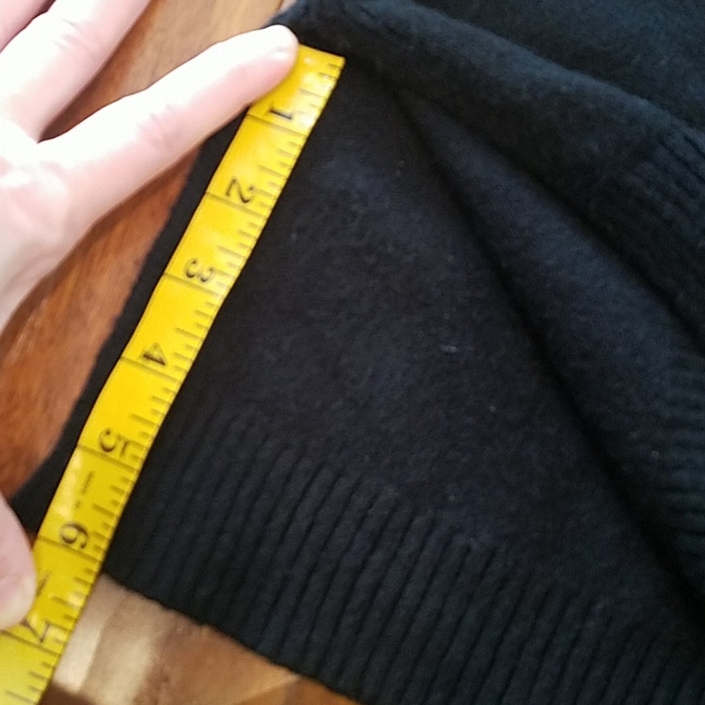 Anthropolgie Black V Neck Sweater sz L - Picture 15 of 16